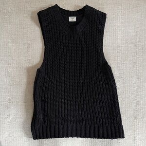 Abercrombie & Fitch Black Knit Sleeveless Sweater